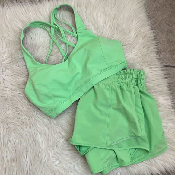 Lululemon High Rise Hotty Hot Shorts 6 Scream Green Light - Picture 5 of 6